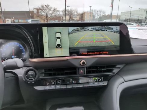 New 2026 Toyota Crown Platinum AWD/4WD image 22