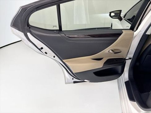 Certified 2021 Lexus ES 350 w/ Premium Package image 26