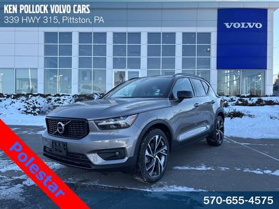 Used 2022 Volvo XC40 T5 R-Design w/ Climate Package