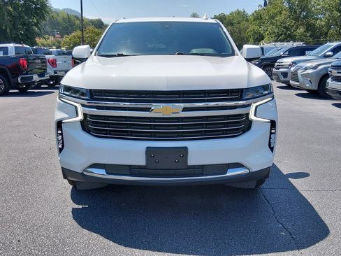 Used 2021 Chevrolet Suburban LT AWD/4WD image 9