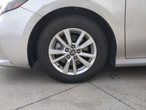 Certified 2025 Toyota Camry LE image 33