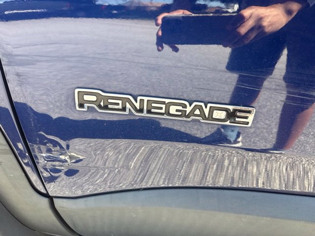 Used 2019 Jeep Renegade Sport FWD image 13