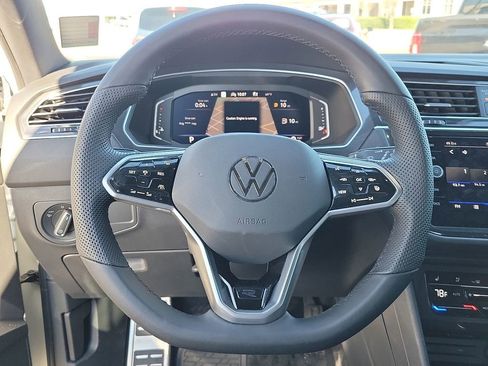 Used 2024 Volkswagen Tiguan SEL R-Line w/ MDO Package, Two-Row image 19