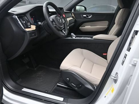 New 2026 Volvo XC60 B5 Plus w/ Protection Package Premier AWD/4WD image 17