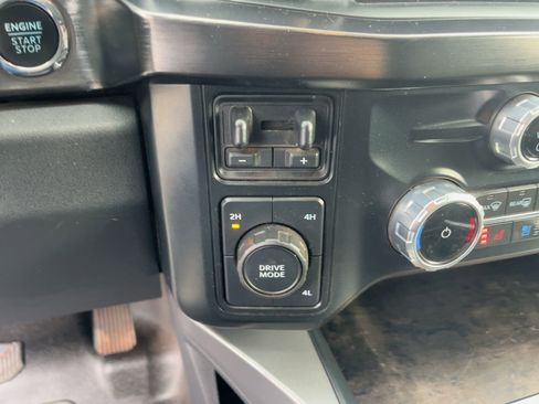 Used 2023 Ford F450 Lariat image 26