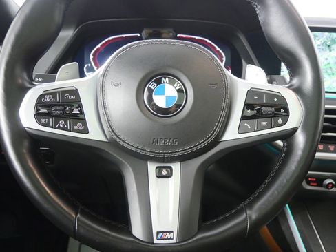 Used 2022 BMW X7 xDrive40i w/ M Sport Package image 26