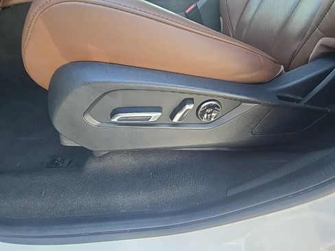 Certified 2024 Acura MDX w/ Technology Package FWD image 18