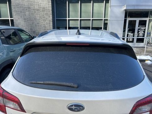 Used 2018 Subaru Outback 3.6R Touring w/ Popular Package #3 image 23