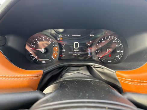 Used 2024 Jeep Compass Limited image 15