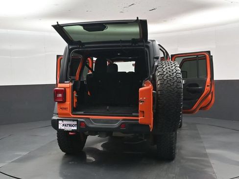 Used 2018 Jeep Wrangler Unlimited Rubicon AWD/4WD image 55