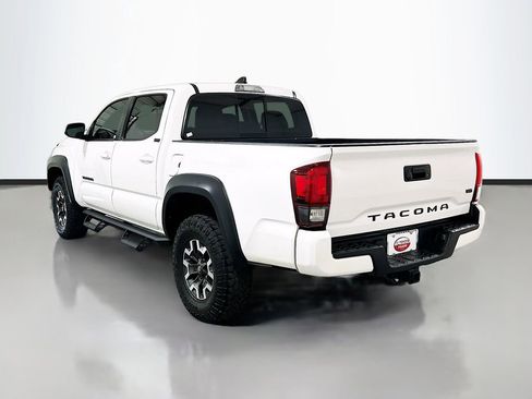 Used 2023 Toyota Tacoma SR5 RWD image 6