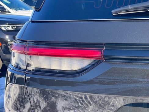 Used 2023 Jeep Grand Cherokee Summit image 15