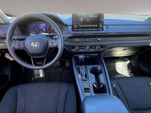 Used 2023 Honda Accord EX image 7
