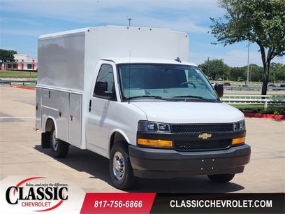 New 2025 Chevrolet Express 3500 w/ Power Convenience Package