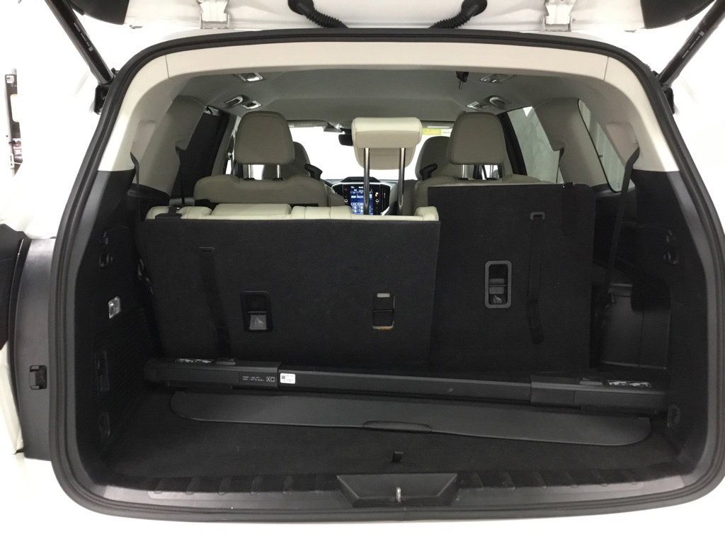 Used 2023 Subaru Ascent Limited AWD/4WD image 38