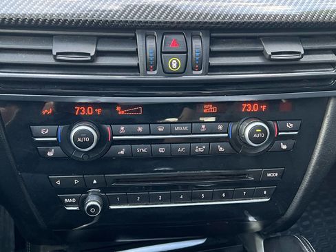 Used 2016 BMW X5 M image 15