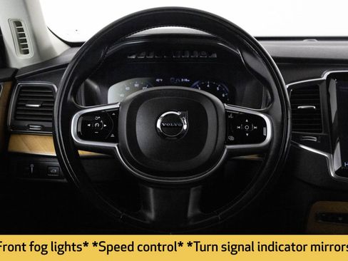 Used 2021 Volvo XC90 T6 Momentum w/ Protection Package image 30
