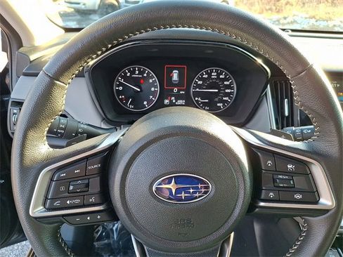 Used 2025 Subaru Outback Premium image 20
