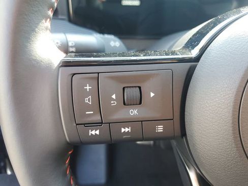 Certified 2025 Nissan Kicks SR w/ SR Premium Package FWD image 21