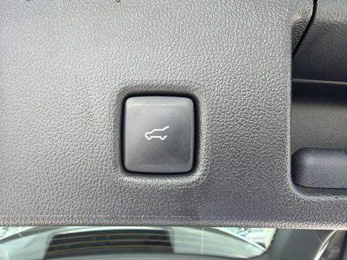 Used 2026 Ford Escape ST-Line w/ Tech Pack #1 FWD image 8