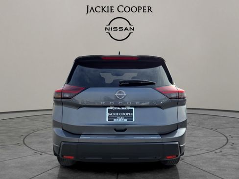 New 2026 Nissan Rogue SV w/ Cold Weather Package image 4