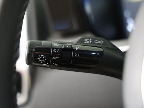 Used 2023 Kia Sorento SX image 24