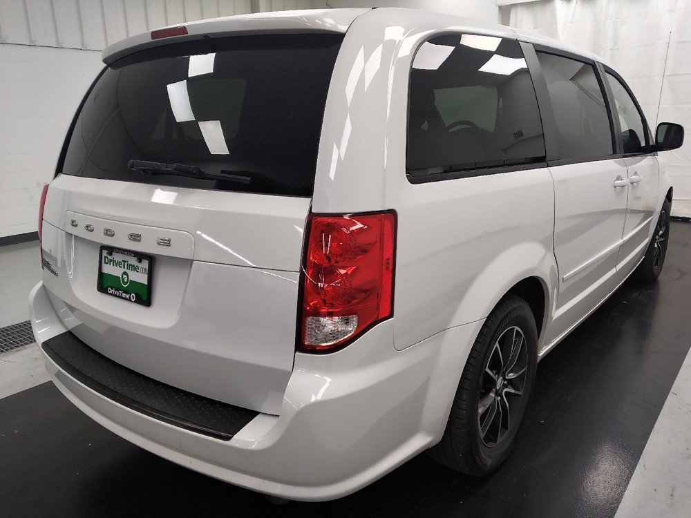 Used 2016 Dodge Grand Caravan SXT FWD image 9