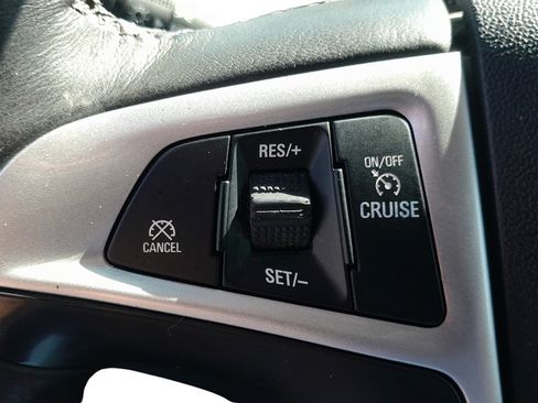 Used 2017 Chevrolet Equinox LT w/ Convenience Package FWD image 22