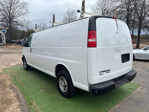 Used 2015 Chevrolet Express 2500 Extended image 5