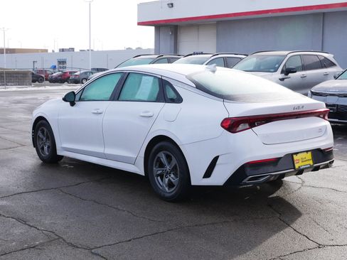 Used 2023 Kia K5 LXS image 3