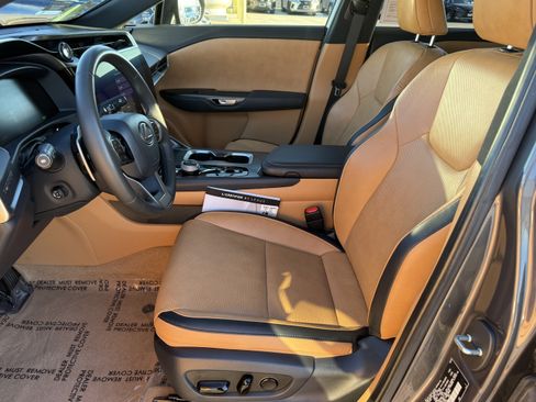 Certified 2023 Lexus RZ 450e Premium image 18