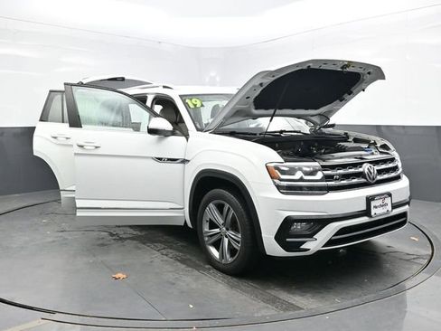 Used 2019 Volkswagen Atlas SE image 39
