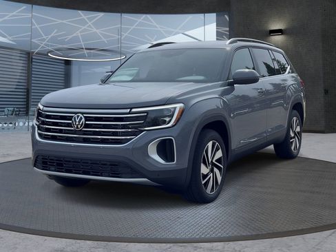 New 2026 Volkswagen Atlas SE AWD/4WD image 2