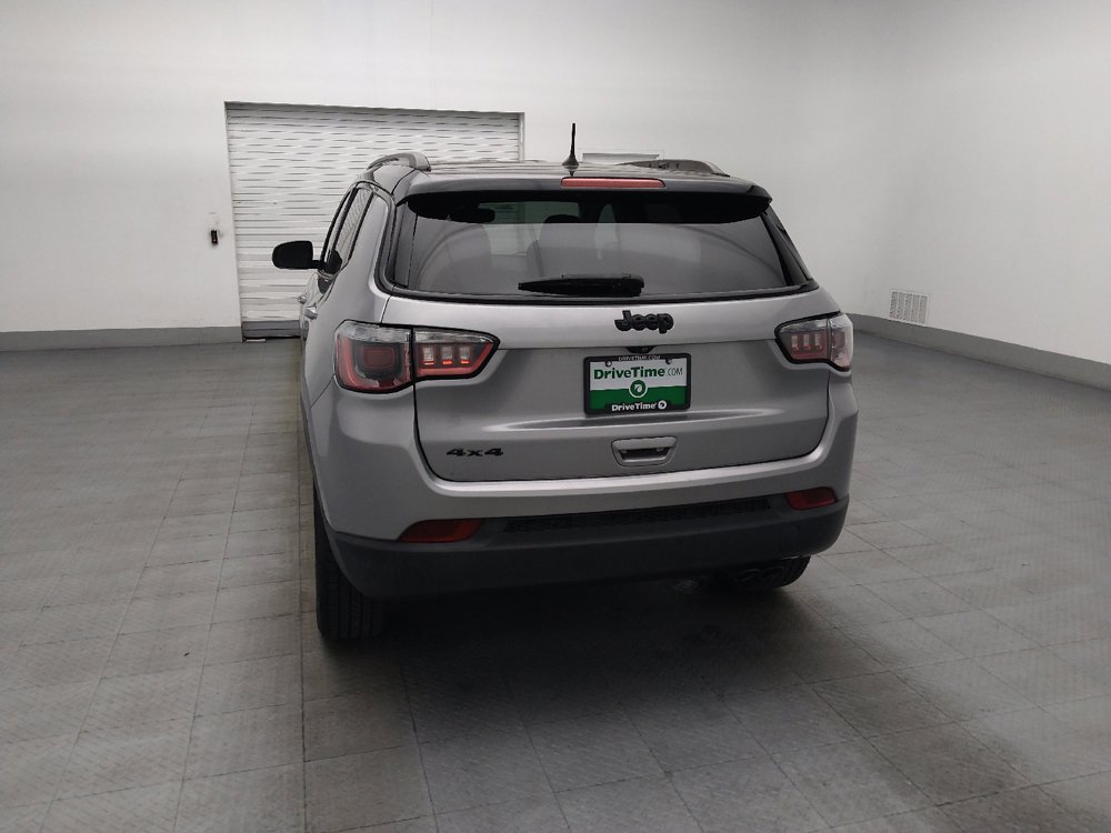 Used 2018 Jeep Compass Latitude AWD/4WD image 6