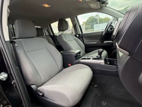 Used 2021 Toyota Tacoma SR5 image 17
