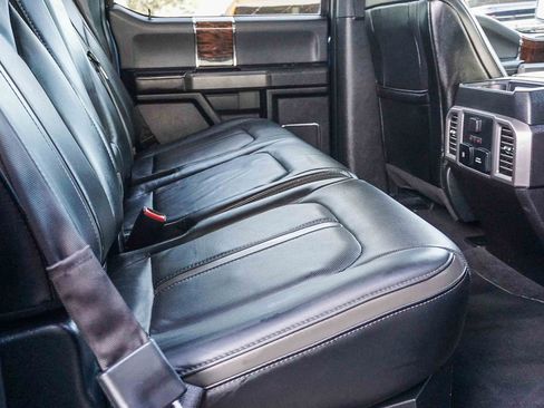 Used 2017 Ford F150 Platinum w/ Equipment Group 701A Luxury image 14