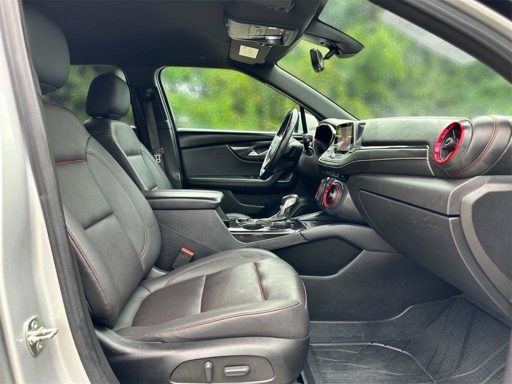 Used 2022 Chevrolet Blazer RS w/ Driver Confidence II Package FWD image 34