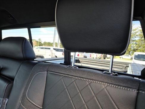 New 2026 RAM 2500 Limited image 32