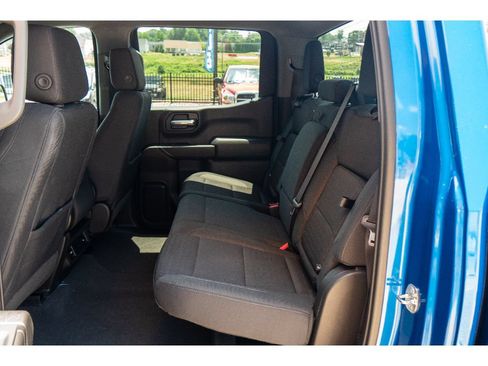 Used 2023 Chevrolet Silverado 1500 Custom w/ LPO, Dark Essentials Package AWD/4WD image 18