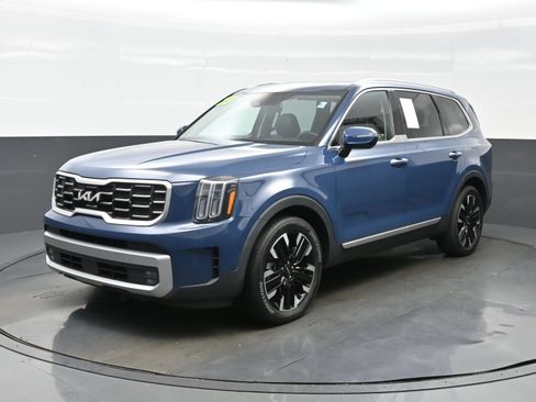 Used 2023 Kia Telluride SX FWD image 2