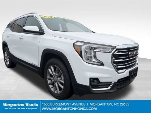 Used 2024 GMC Terrain SLT AWD/4WD image 1