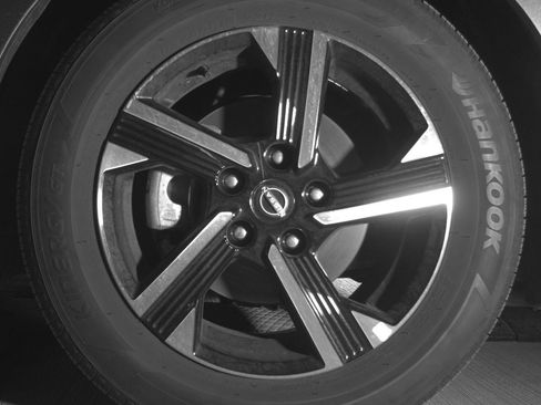 Used 2025 Nissan Sentra SV FWD image 12