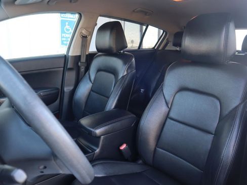 Used 2017 Kia Sportage LX FWD image 54