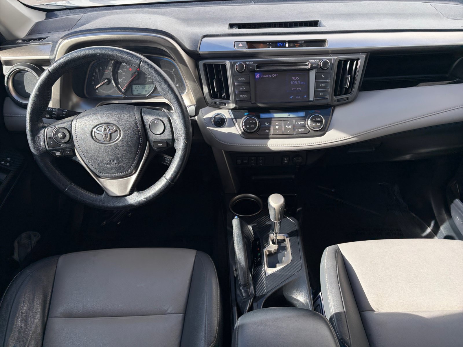 Used 2013 Toyota RAV4 Limited AWD/4WD image 26