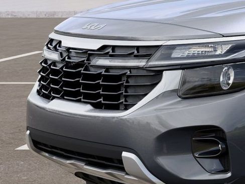 New 2026 Kia Seltos S image 13