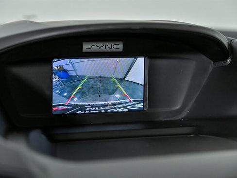 Used 2017 Ford Escape SE image 26