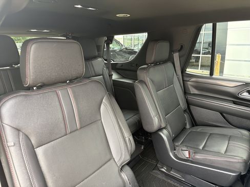 Used 2023 Chevrolet Tahoe RST w/ RST Performance Edition AWD/4WD image 8