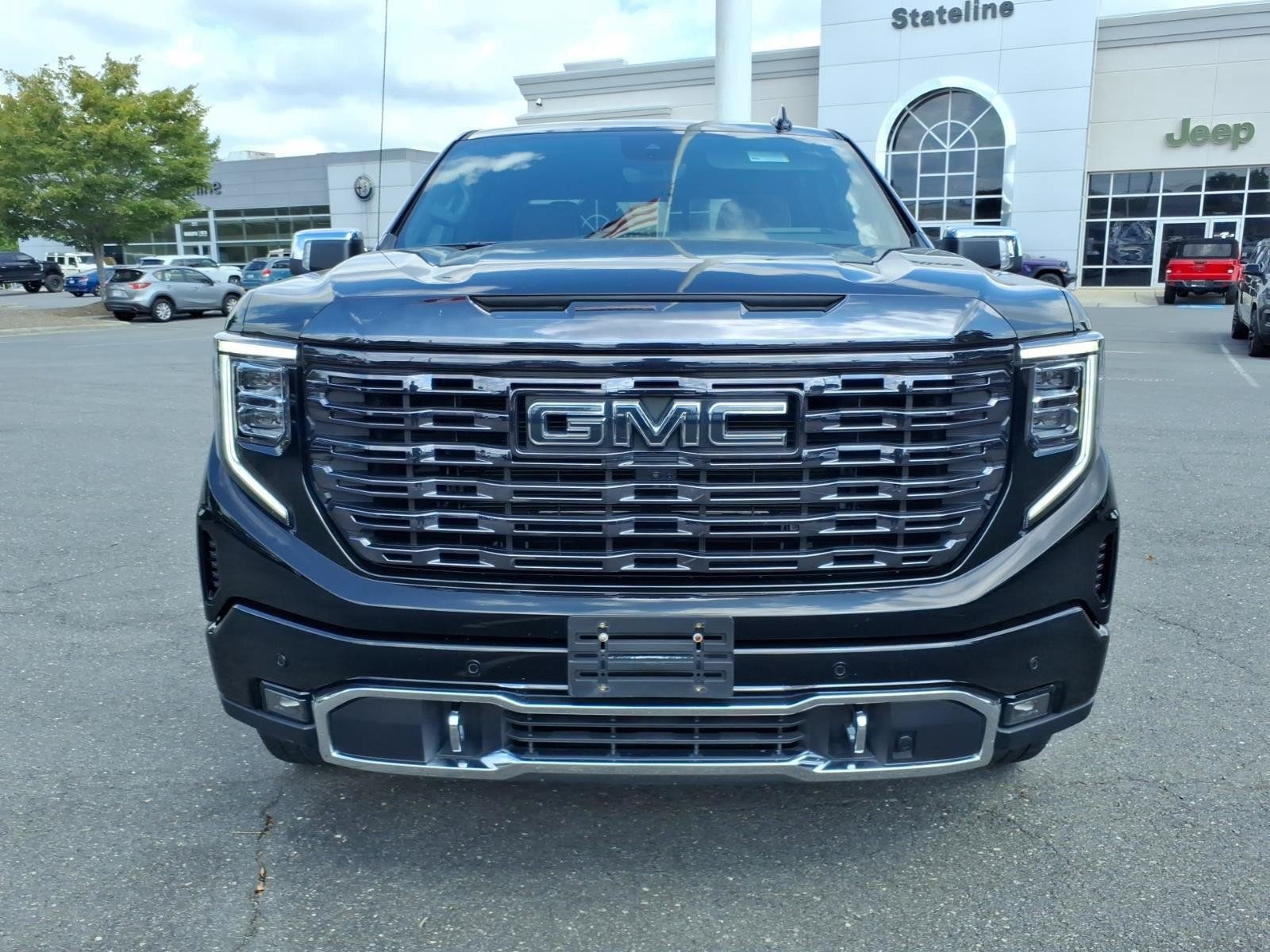 Used 2022 GMC Sierra 1500 Denali Ultimate AWD/4WD image 16