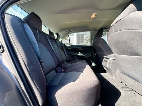 Used 2022 Toyota Camry LE image 26