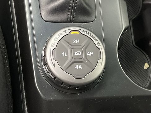 New 2025 Ford Bronco Badlands image 15